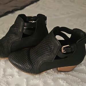 Cloudwalkers Black Cutout Ankle Booties